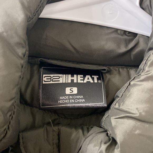 olive green and black puff coat - Picture 3 of 3